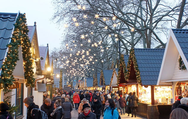 Natale Dove Si Festeggia.I Mercatini Di Natale In Piemonte Piemonte Expo